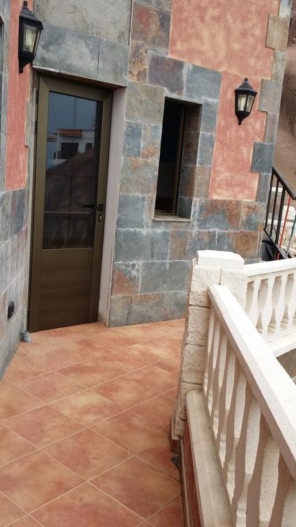 Vivienda Vacacional La Roca La Restinga Exterior foto